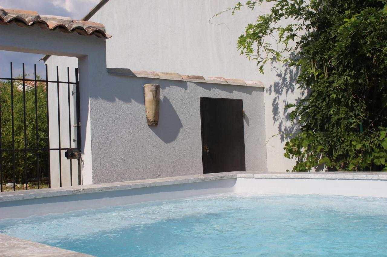 Villa Chez Elles En Provence à Nans-les-Pins Extérieur photo